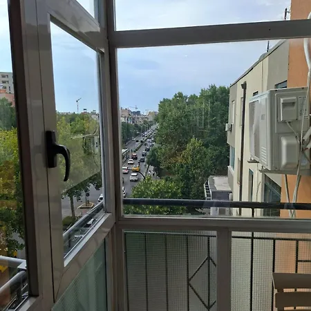Ideal Location Near Blloku Appartement Tirana