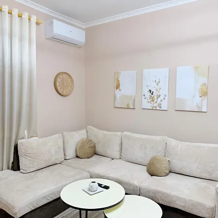 Appartement Ideal Location Near Blloku Tirana