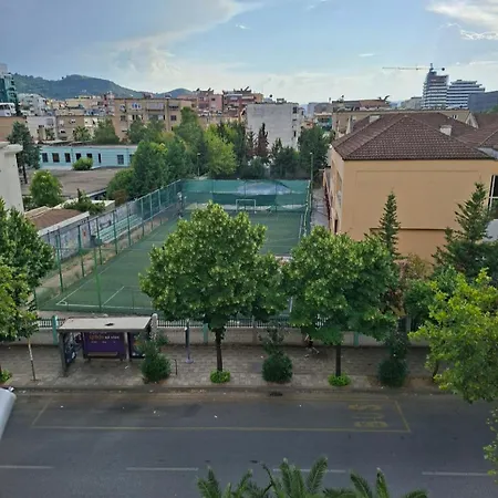 Appartement Ideal Location Near Blloku Tirana
